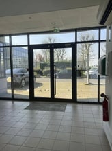 385 Rue De La Belle Etoile, Roissy-en-France à louer Photo intérieure– Image 2 sur 9