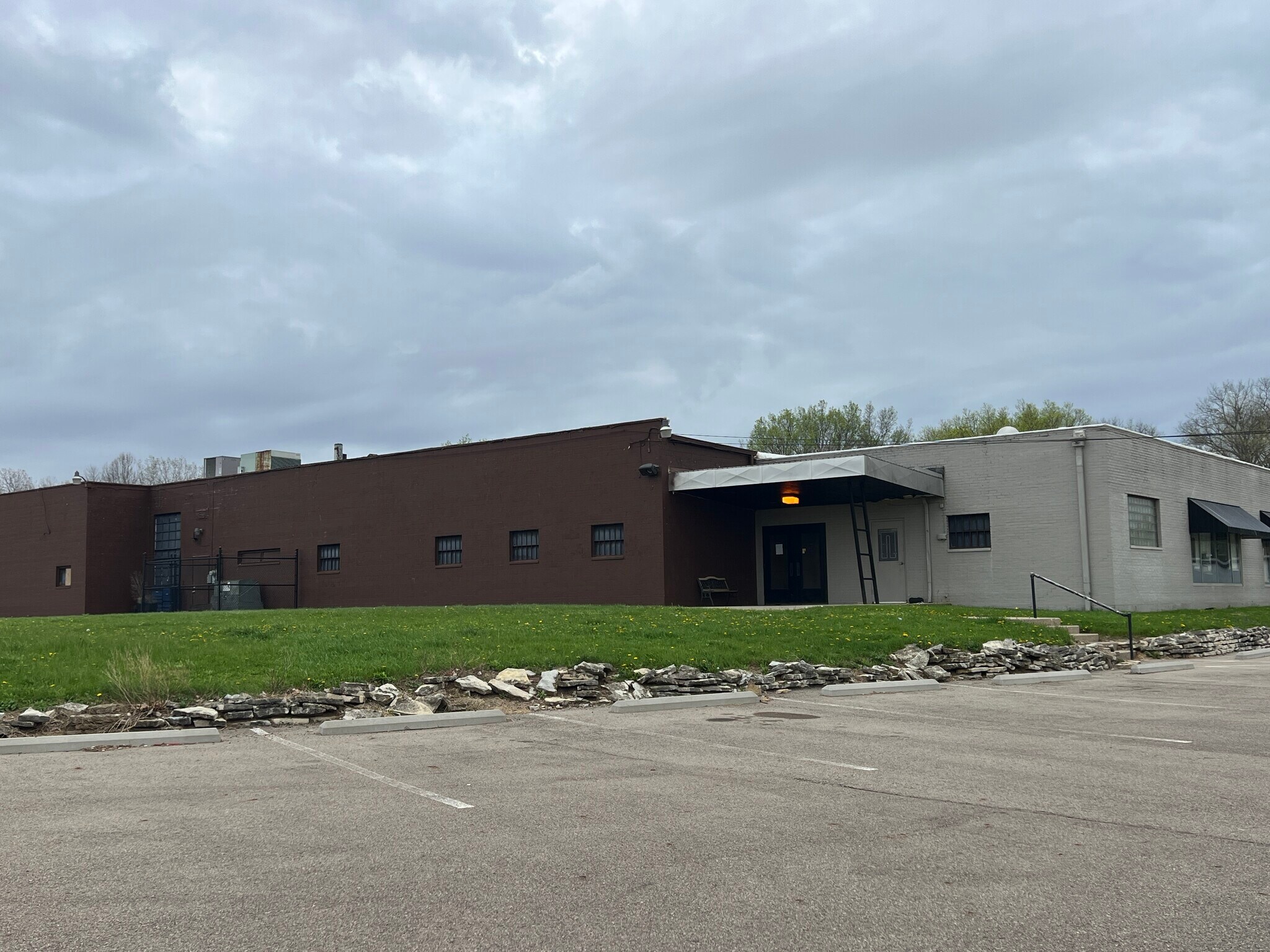 8433 N Cr-25a, Piqua, OH à vendre Photo de l’immeuble– Image 1 sur 6