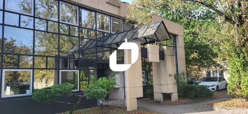 Bureau dans Pessac à louer Photo de l’immeuble– Image 1 sur 22