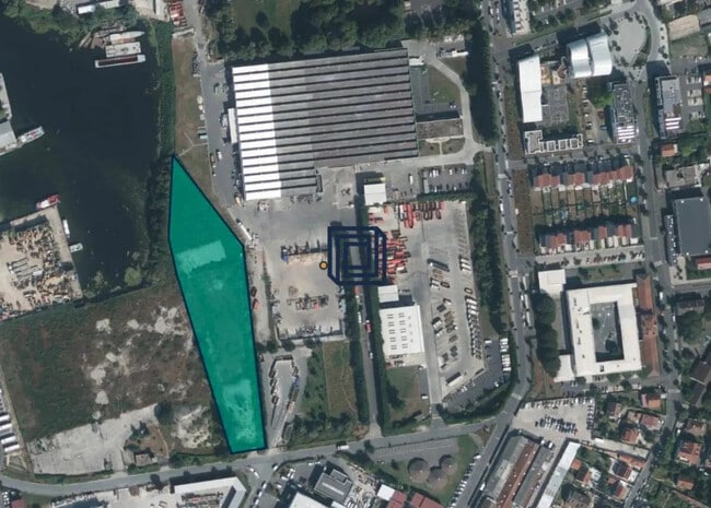 Plus de détails pour Terrain à louer