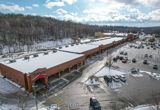 Plus de détails pour 701 Meadowbrook Rd, Waukesha, WI - Local commercial à louer