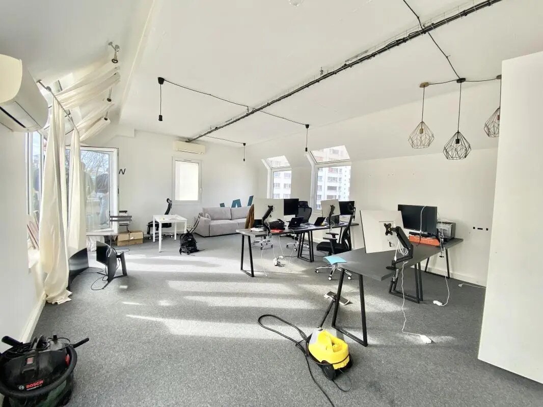 Bureau dans Boulogne-Billancourt à louer Photo de l’immeuble– Image 1 sur 7