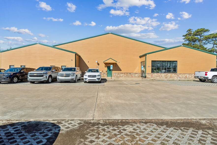 201 Etheridge Rd, Manteo, NC à vendre - Photo principale – Image 1 sur 1