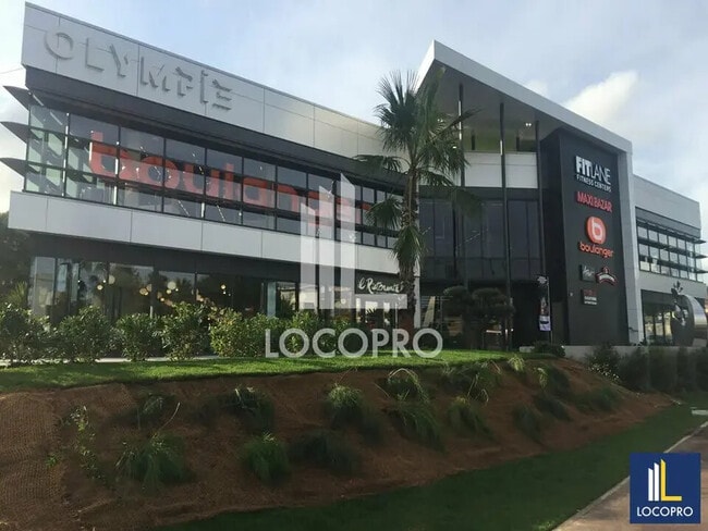 Plus de détails pour Local commercial à louer