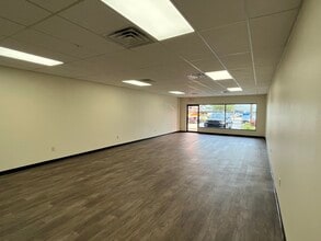 2216-2322 E Edgewood Dr, Lakeland, FL à louer Photo intérieure– Image 2 sur 7