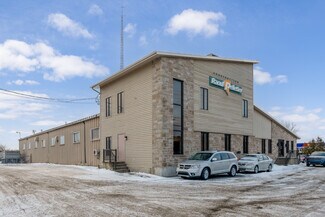 Plus de détails pour 3650 Boul Guillaume Couture, Lévis, QC - Industriel/Logistique à vendre