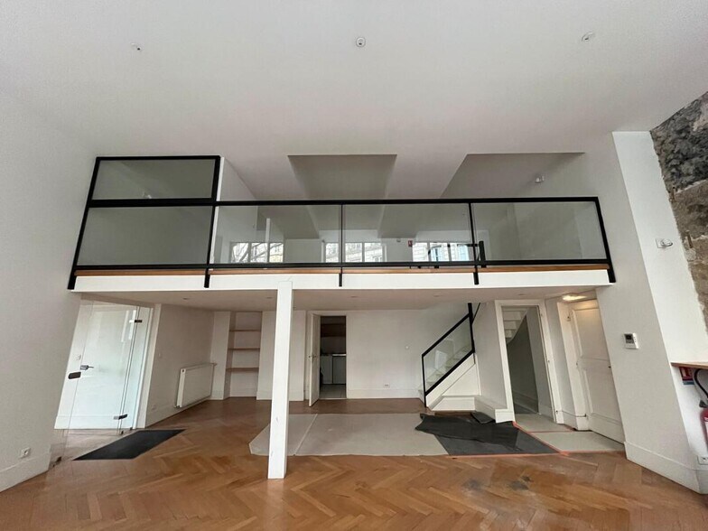 1 Rue Du Griffon, Lyon à louer - Photo de l’immeuble – Image 3 sur 5