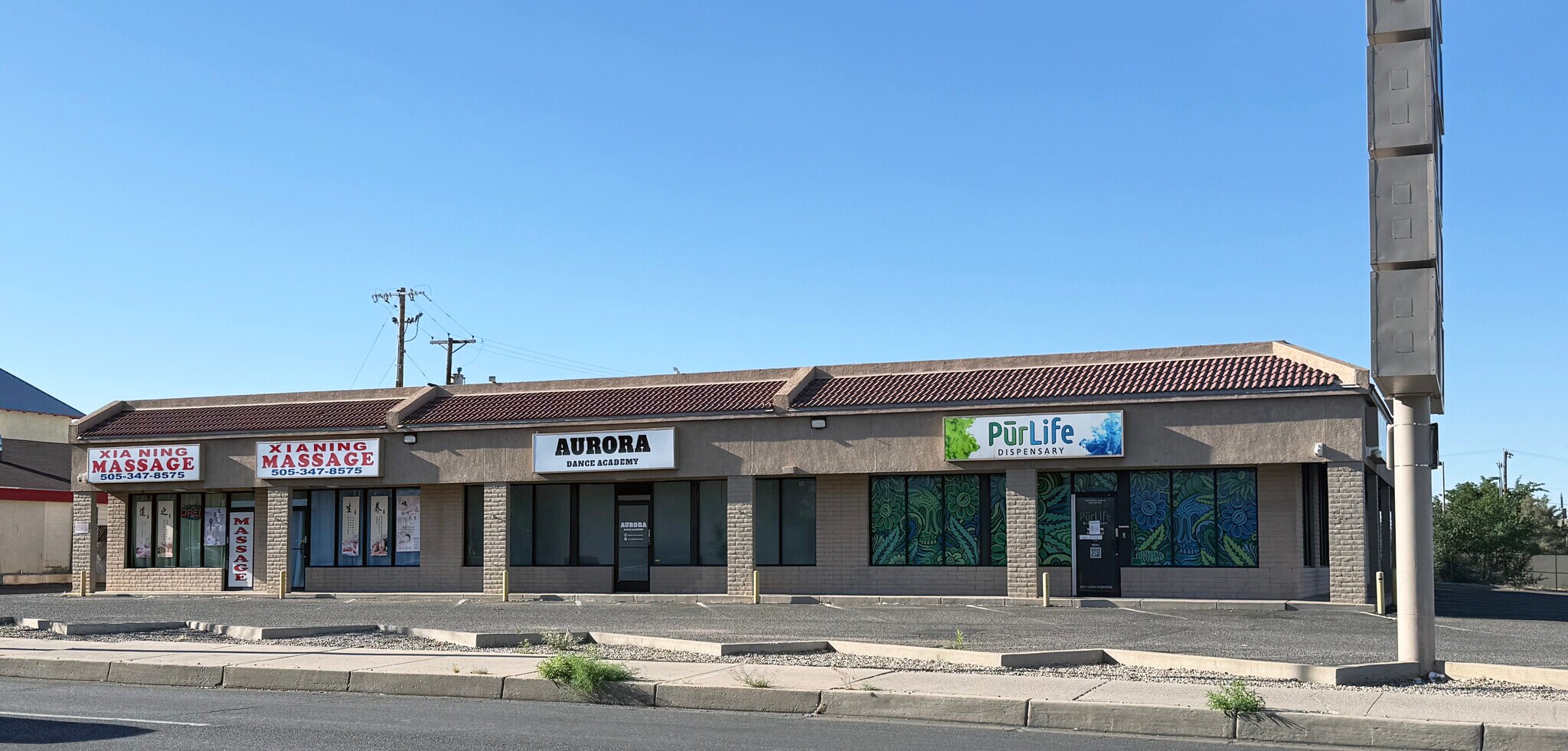 4000-4012 Menaul Blvd NE, Albuquerque, NM à louer Photo de l’immeuble– Image 1 sur 12