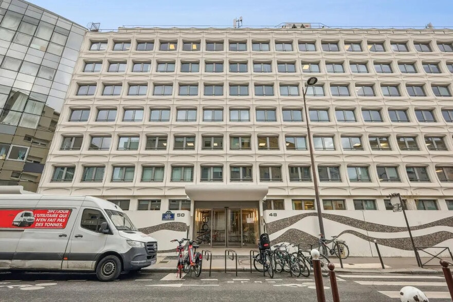 46-52 Rue Albert, Paris à louer - Photo de l’immeuble – Image 1 sur 15