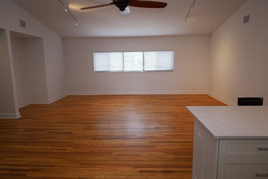 340 Conniston Rd, West Palm Beach, FL à louer - Photo de l’immeuble – Image 2 sur 14