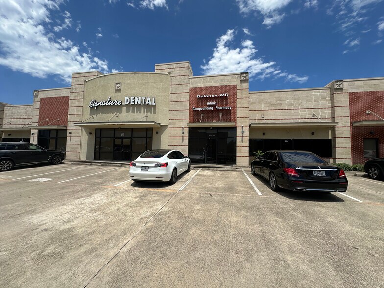 1403 Highway 6, Sugar Land, TX à louer - Photo de l’immeuble – Image 2 sur 30