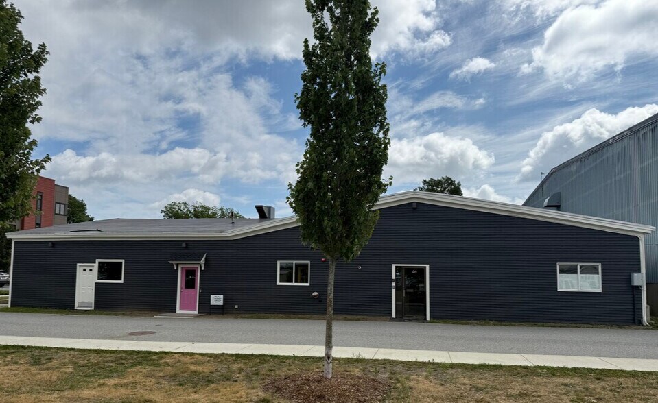 40 Beharrell St, Concord, MA à louer - Photo de l’immeuble – Image 3 sur 7