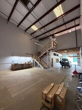 201 Kapaa Quarry Rd, Kailua, HI à louer Photo de l’immeuble– Image 2 sur 3