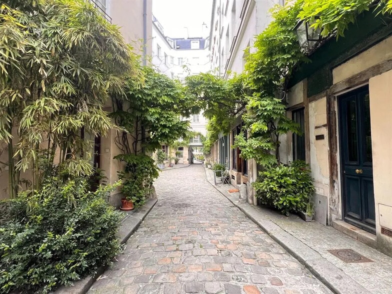 Bureau dans Paris à vendre - Photo de l’immeuble – Image 2 sur 19