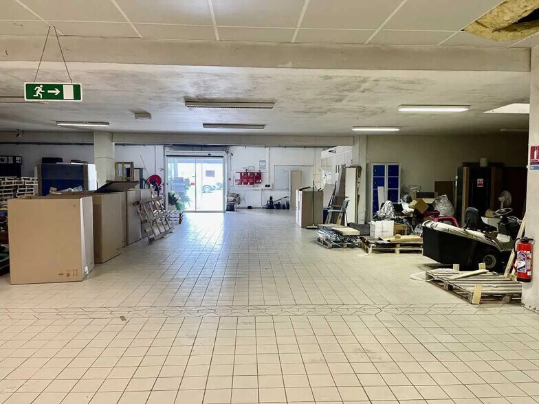 Local d'activités dans Herchies à vendre - Photo de l’immeuble – Image 3 sur 12