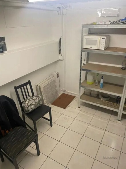 Local commercial dans Paris à louer - Photo de l’immeuble – Image 3 sur 4