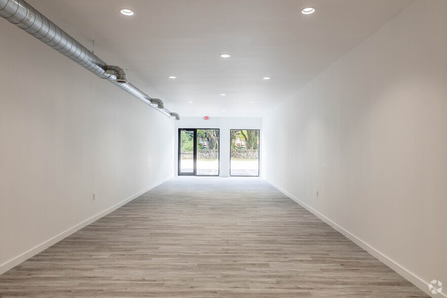 1200-1240 SW 57th Ave, West Miami, FL à louer - Photo intérieure – Image 3 sur 5