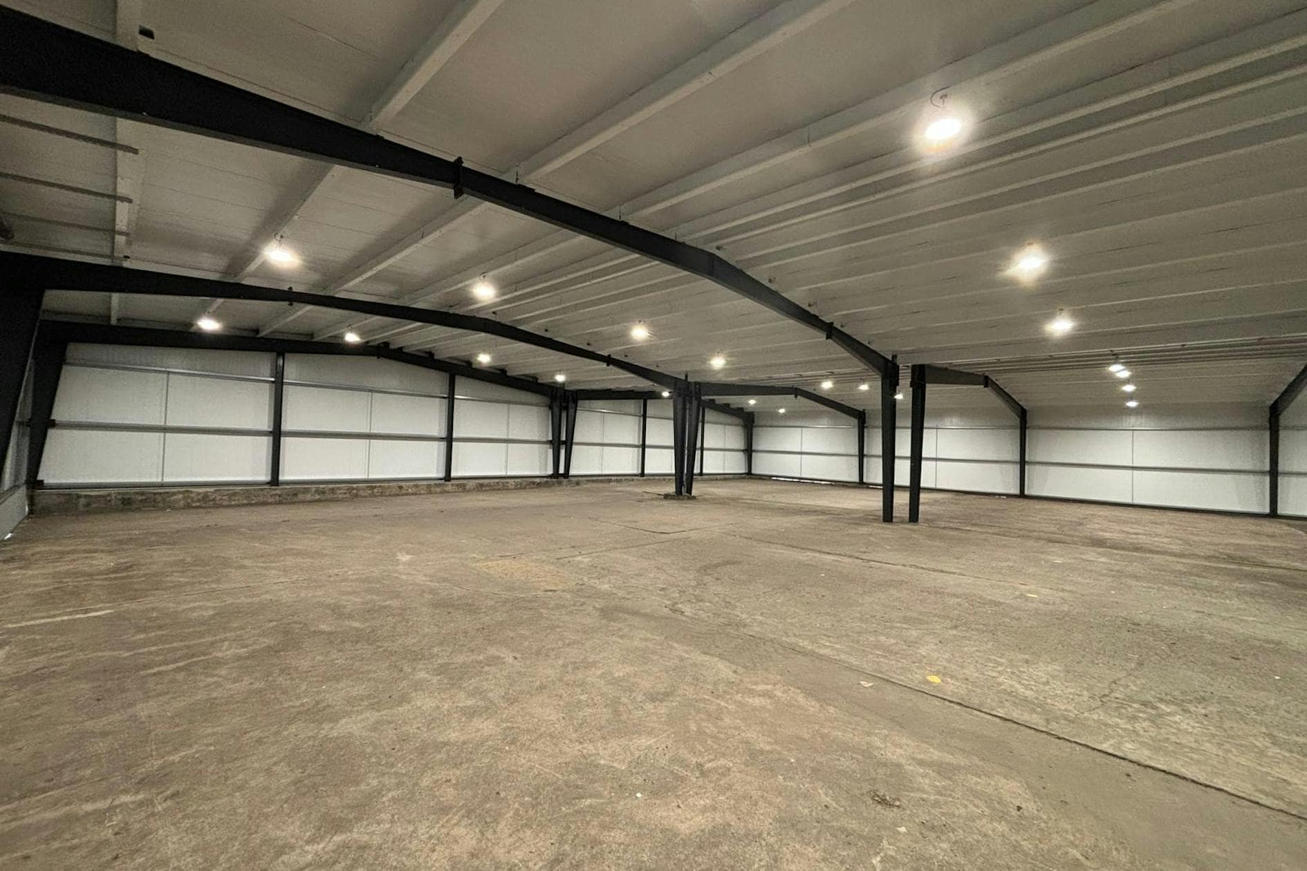 110 Glasgow Rd, Rutherglen à louer Photo intérieure– Image 1 sur 2