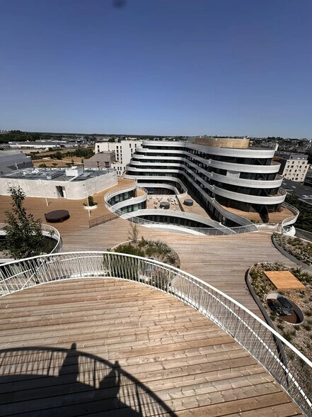 Bureau dans Angers à louer - Photo de l’immeuble – Image 1 sur 5