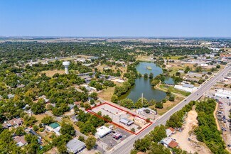 Plus de détails pour 1119 N Main St, Taylor, TX - Local commercial à vendre