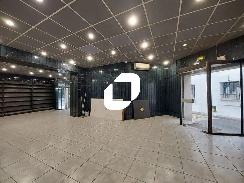 Local commercial dans Nîmes à louer - Photo intérieure – Image 3 sur 11