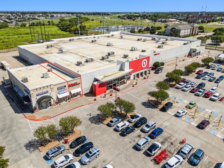 1420 N Hwy 77, Waxahachie, TX à louer - Photo de l’immeuble – Image 2 sur 5