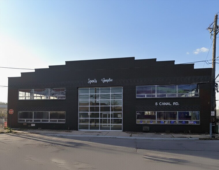 5 Canal Rd, Pelham, NY à louer - Photo de l’immeuble – Image 1 sur 8