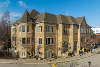 Plus de détails pour 410-420 N Service Rd E, Oakville, ON - Bureau à vendre