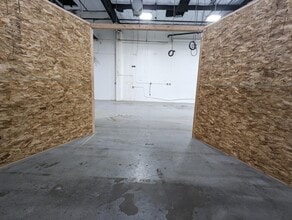 3901 SE Naef Rd, Portland, OR à louer Photo intérieure– Image 1 sur 9