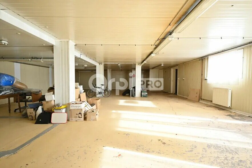 Bureau dans Le Creusot à louer - Photo intérieure – Image 2 sur 6