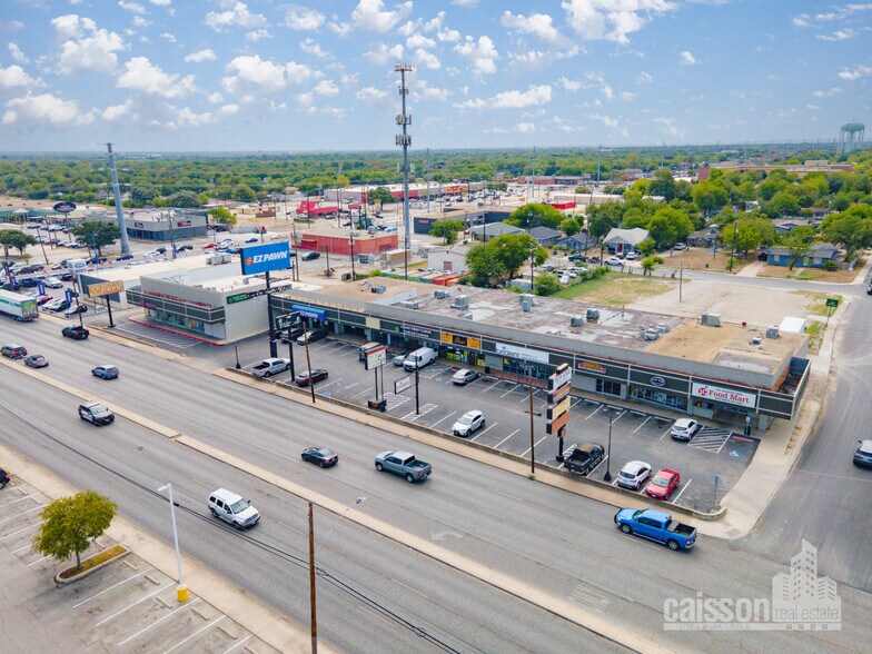 814-842 SW Military Dr, San Antonio, TX à louer - Photo de l’immeuble – Image 1 sur 2