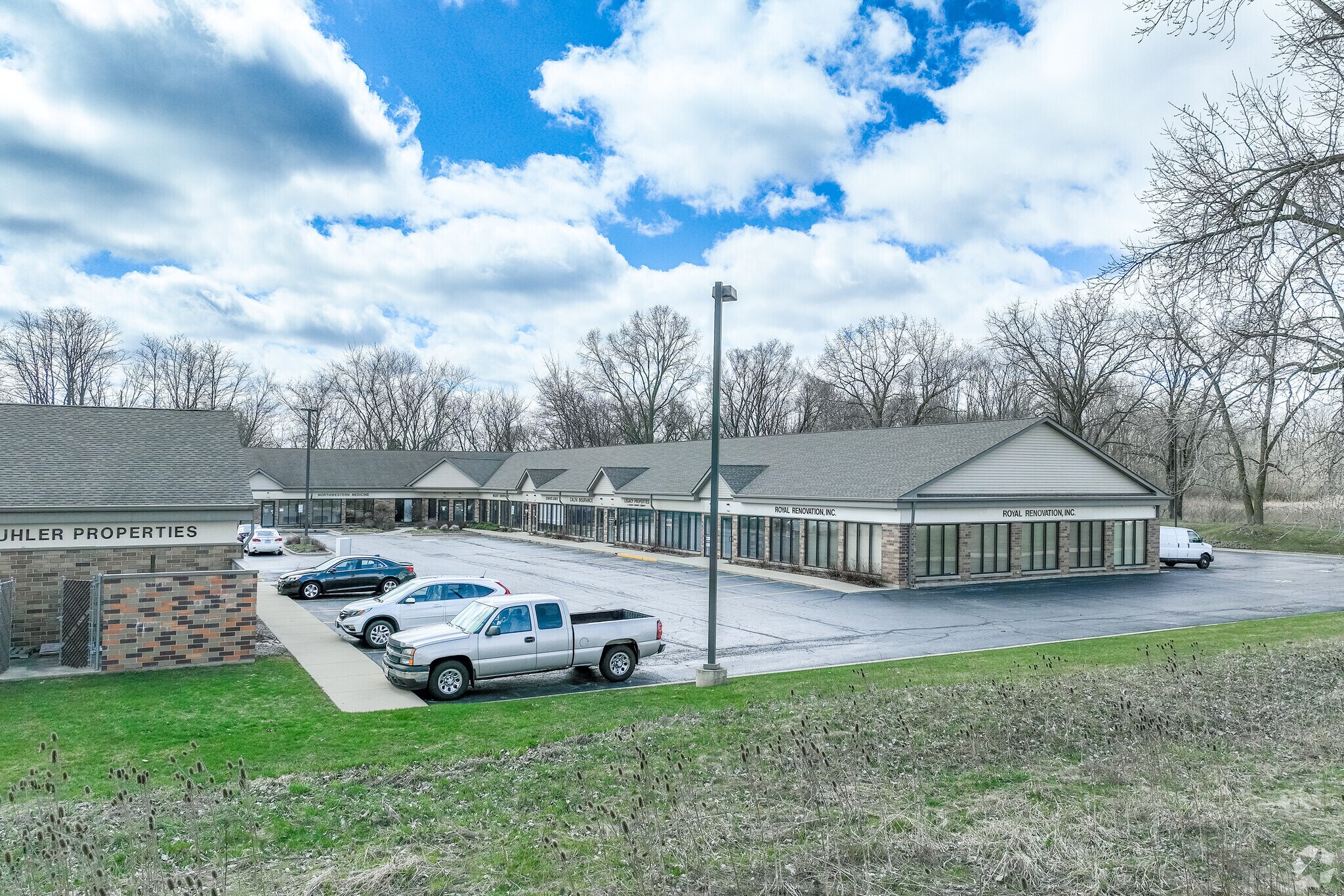 1100-1158 N Main St, Algonquin, IL à louer Photo principale– Image 1 sur 15