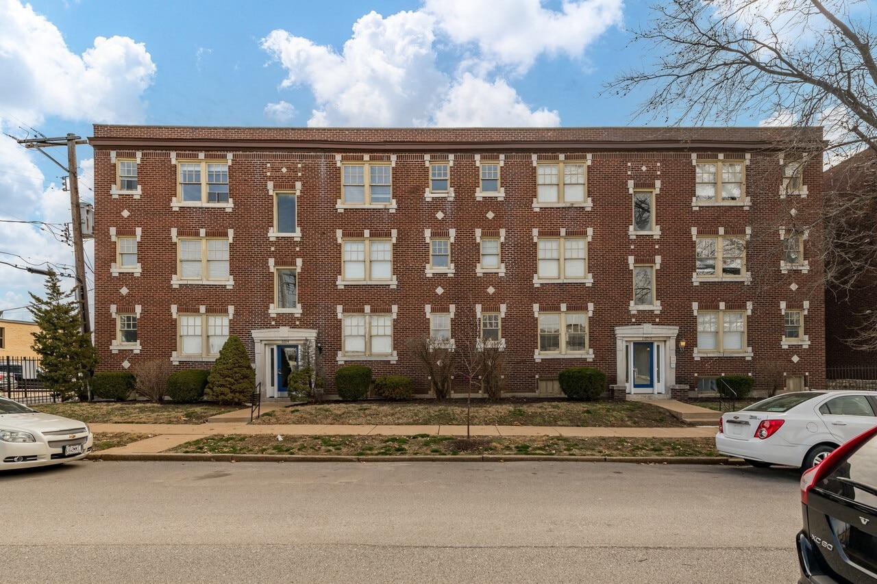 1014-38 Oakview Pl, Saint Louis, MO à vendre Photo principale– Image 1 sur 21