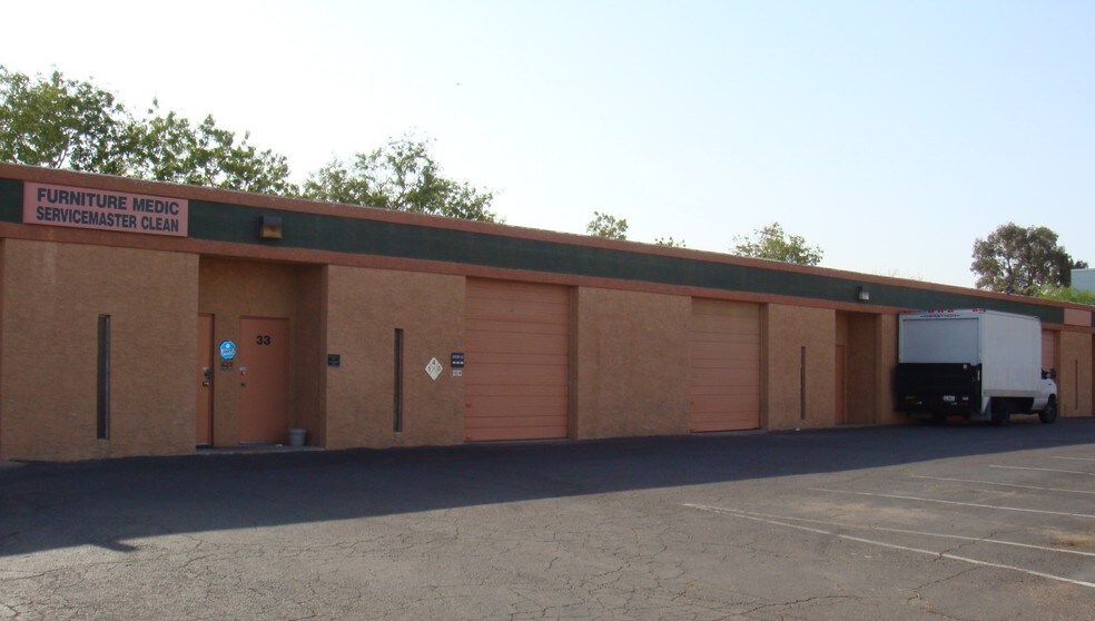 2540 N 35th Ave, Phoenix, AZ à louer - Photo principale – Image 3 sur 4