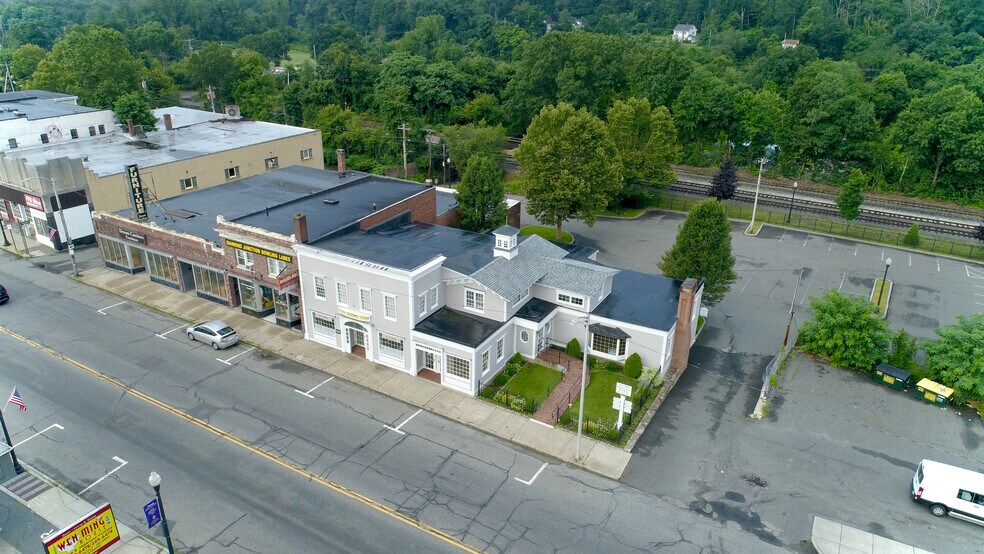 1448 Main St, Palmer, MA à louer - Photo de l’immeuble – Image 1 sur 9