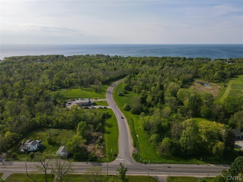21 Fred Haynes Blvd, Oswego, NY à vendre - Aérien – Image 2 sur 27
