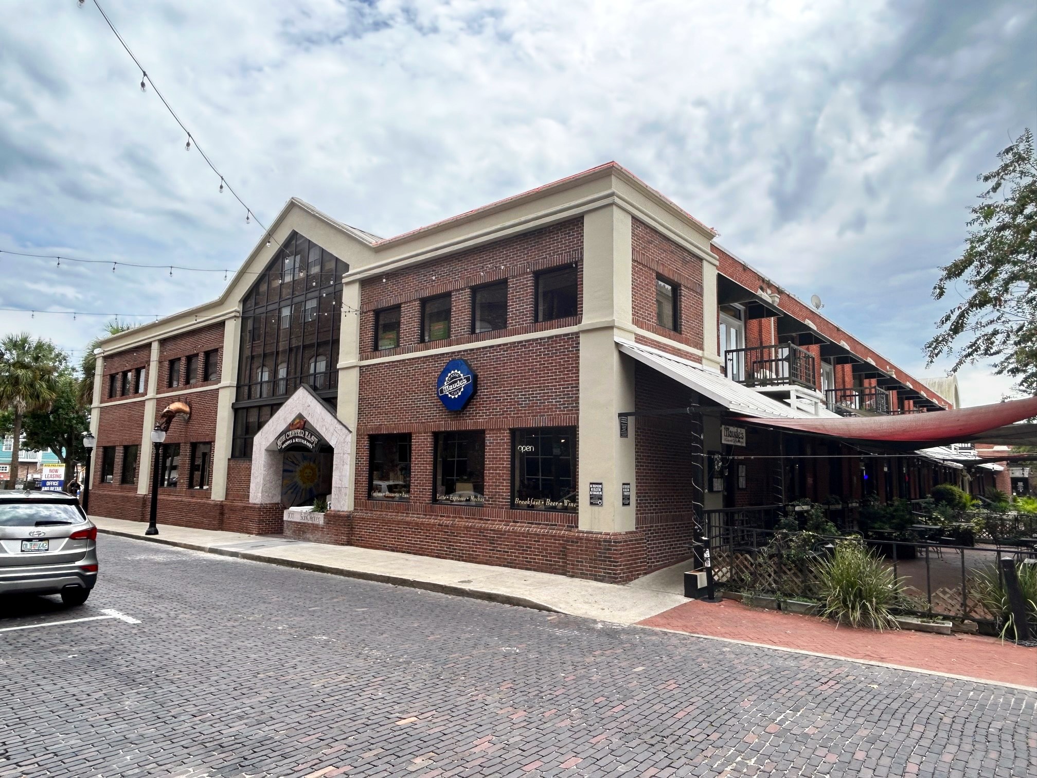 101 SE 2nd Pl, Gainesville, FL à louer Photo principale– Image 1 sur 25