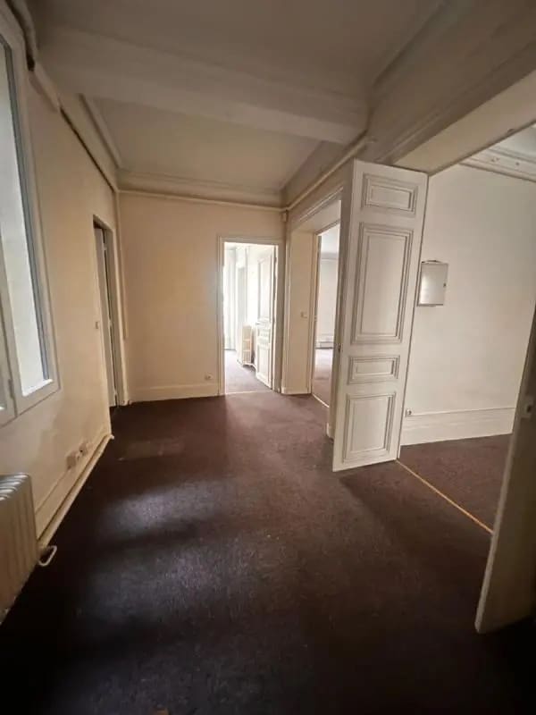 25 Rue Drouot, Paris, PAR 75009 - Lot 02 -  - Photo intérieure - Image 1 of 9