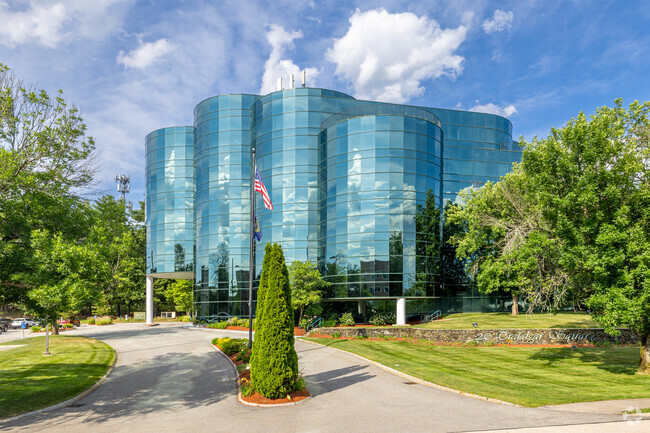 Plus de détails pour 20 Trafalgar Sq, Nashua, NH - Bureau à louer