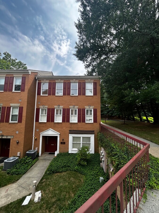 18500-18540 Office Park Dr, Gaithersburg, MD 20886 - Lot 18504 -  - Photo intérieure - Image 1 of 11