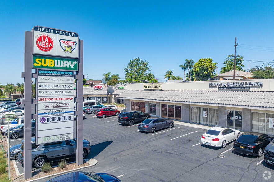7404-7450 University Ave, La Mesa, CA à louer - Photo de l’immeuble – Image 3 sur 4