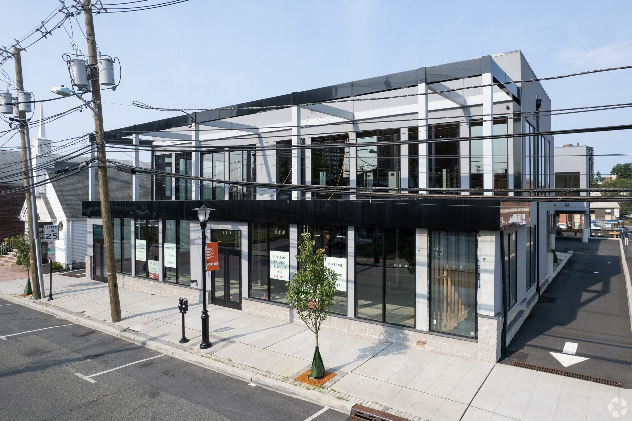 1627-1633 Palisade Ave, Fort Lee, NJ à louer Photo principale– Image 1 sur 13