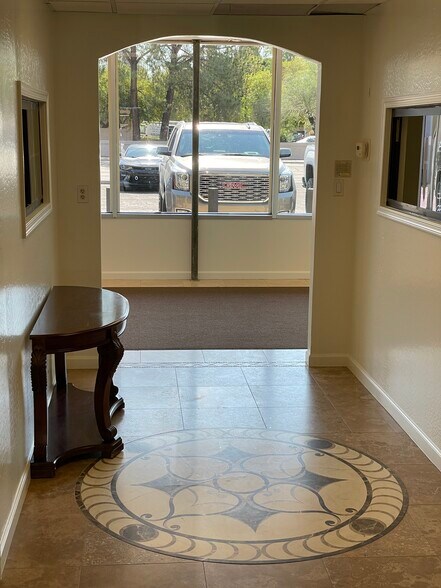 16624 N 32nd St, Phoenix, AZ à louer - Photo de l’immeuble – Image 3 sur 8