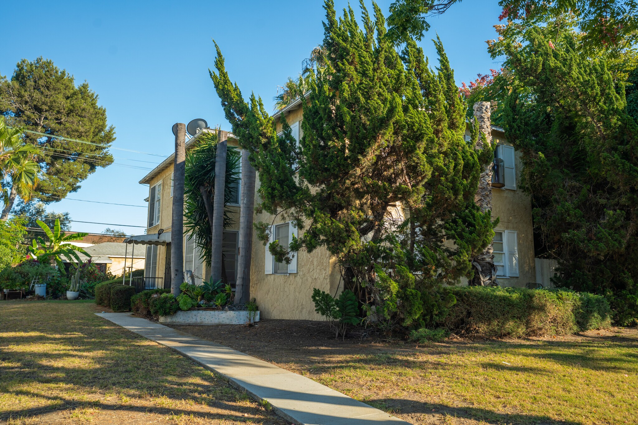 4446 Linden Ave, Long Beach, CA à vendre Photo principale– Image 1 sur 9