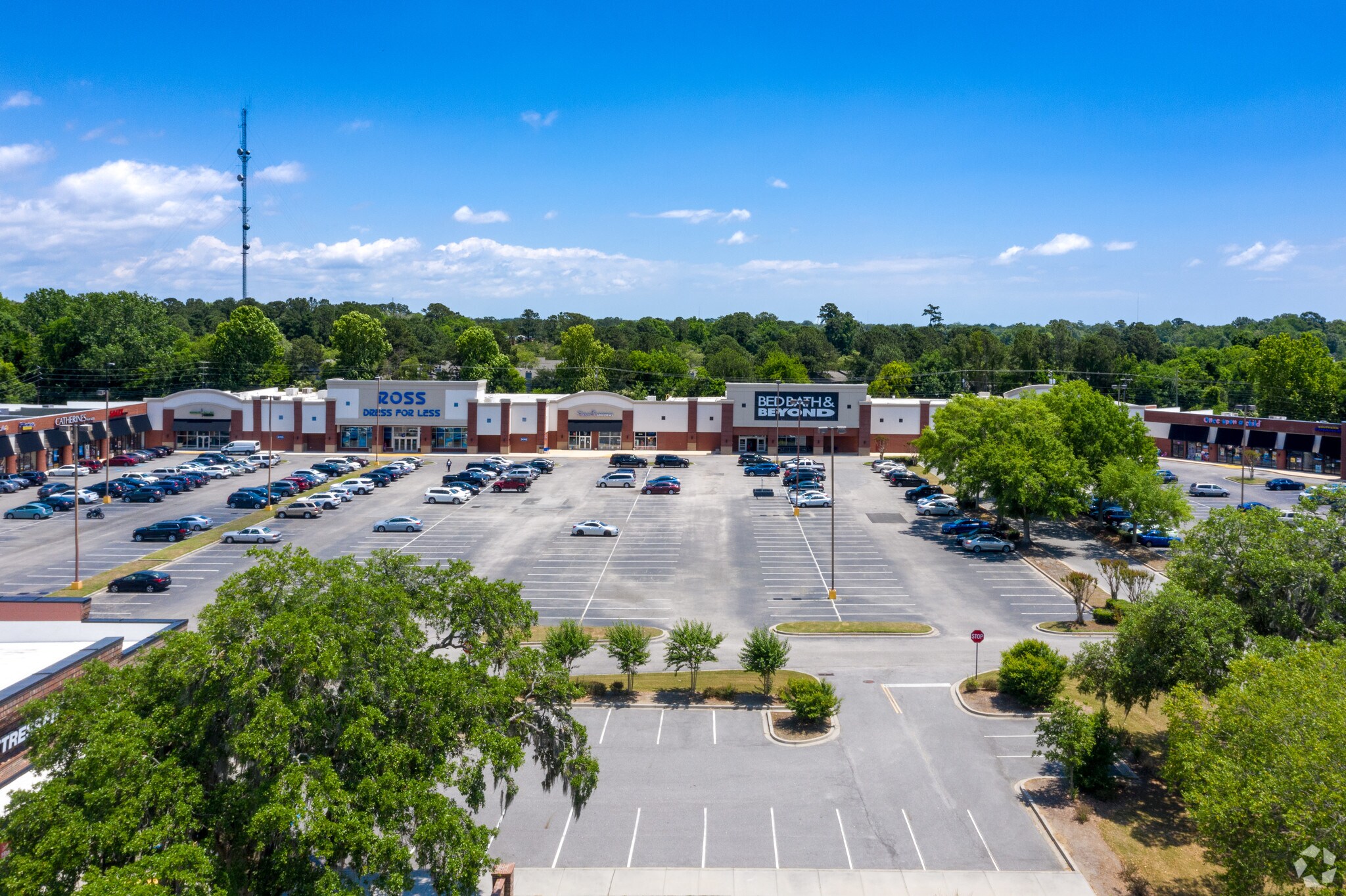 946 Orleans Rd, Charleston, SC à louer Photo principale– Image 1 sur 22
