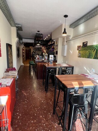 Plus de détails pour Local commercial à louer