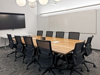 Plus de détails pour 250 Pacific Ave, Long Beach, CA - Coworking à louer