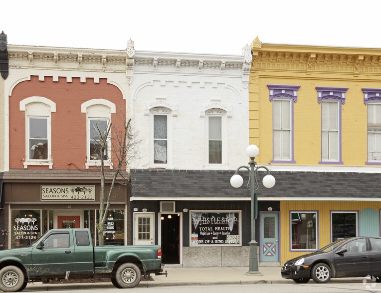 124 W Chicago Blvd, Tecumseh, MI à vendre - Photo principale – Image 1 sur 2