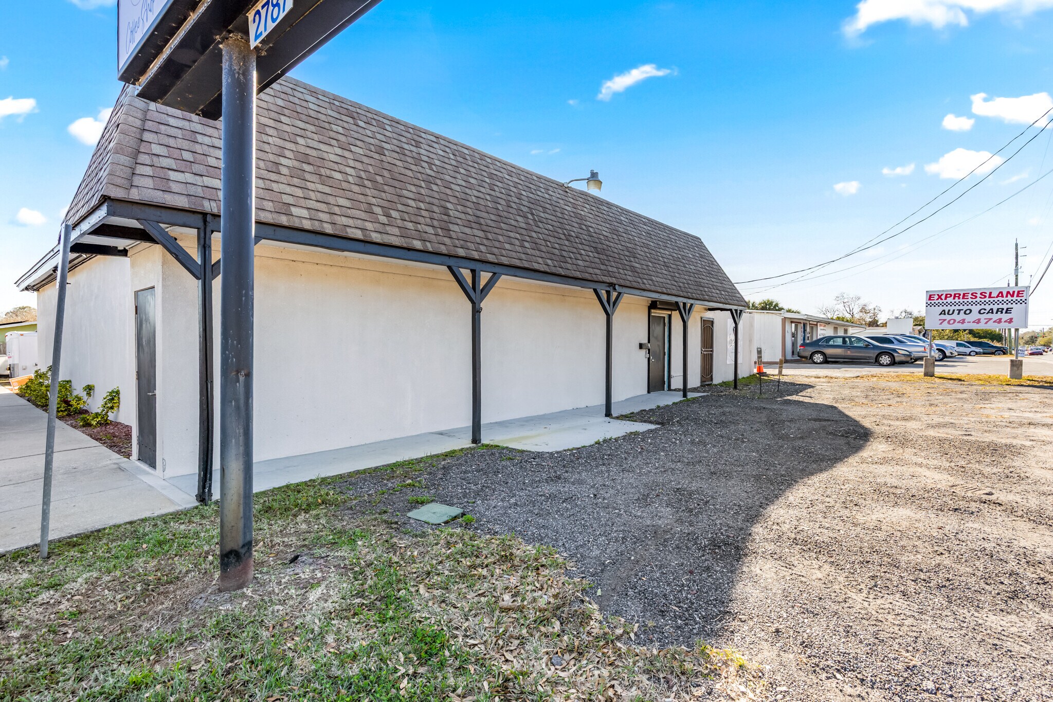 2787 Aurora Rd, Melbourne, FL à vendre Photo principale– Image 1 sur 26