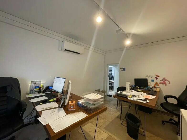 Local commercial dans Antibes à louer - Photo intérieure – Image 2 sur 6